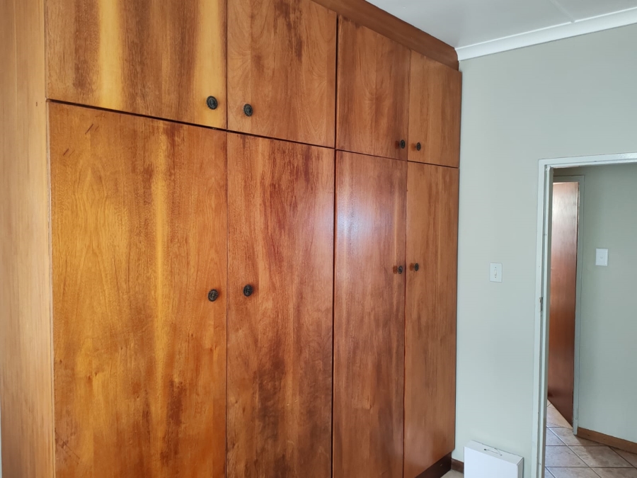 5 Bedroom Property for Sale in Perlemoenbaai Western Cape
